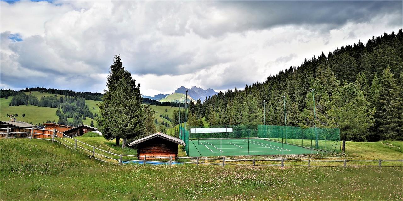 Sporthotel Floralpina Alpe Di Siusi Εξωτερικό φωτογραφία